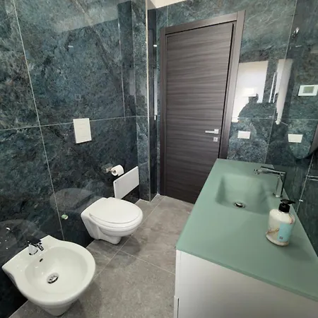 Dimora Deluxe Πανσιόν 3*